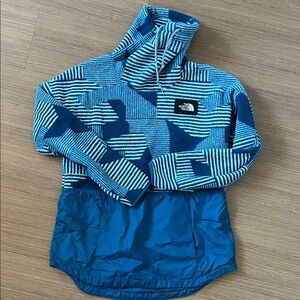 North face warm sweatshirt/jacket